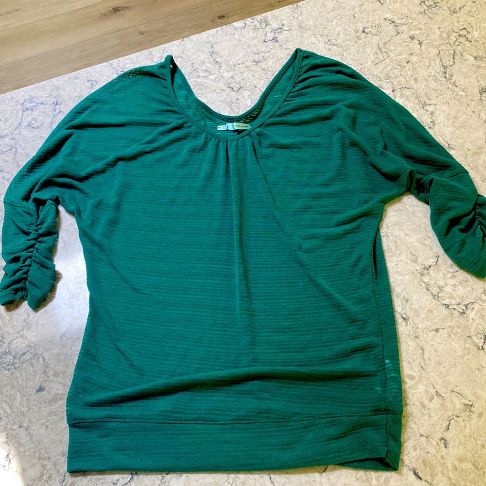 Maurice’s lightweight layering 3/4 length layering top - Size M